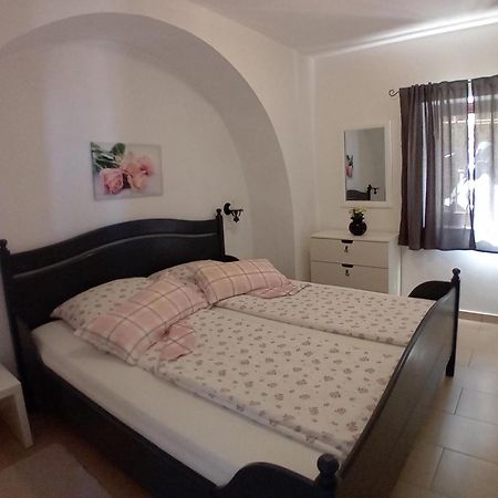 Vivi Studio Apartments Mali Lošinj Kamer foto