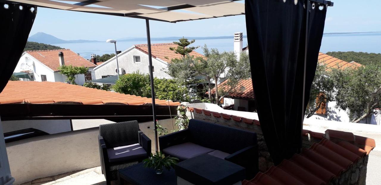 Vivi Studio Apartments Mali Lošinj Buitenkant foto